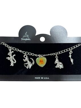 Disney Store Charm Bracelet Winnie Pooh Piglet Eeyore Tigger Kanga Disneyland